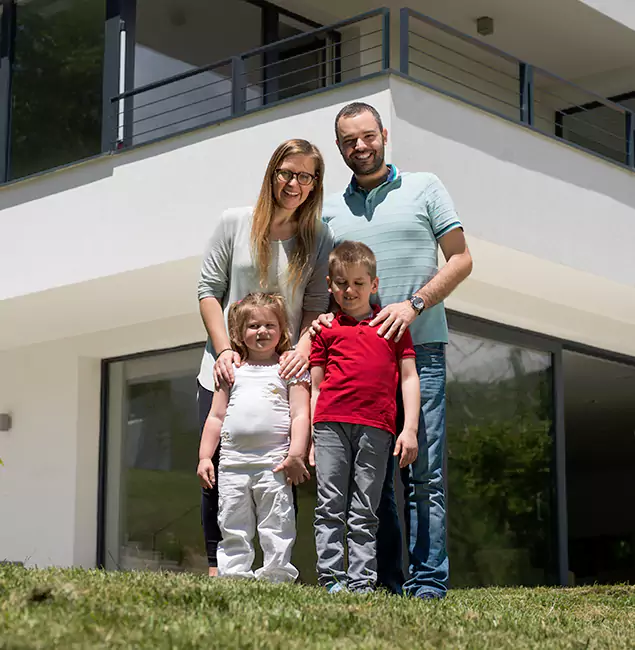 Why Smyrna Trusts Smyrna Pest Control Pro for Carpenter Bee Removal?